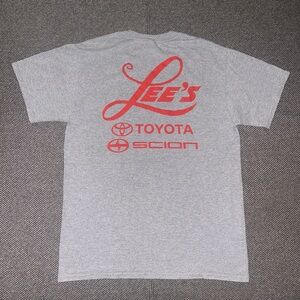 Vintage Y2K Toyota Scion Men's Gray Logo T-Shirt